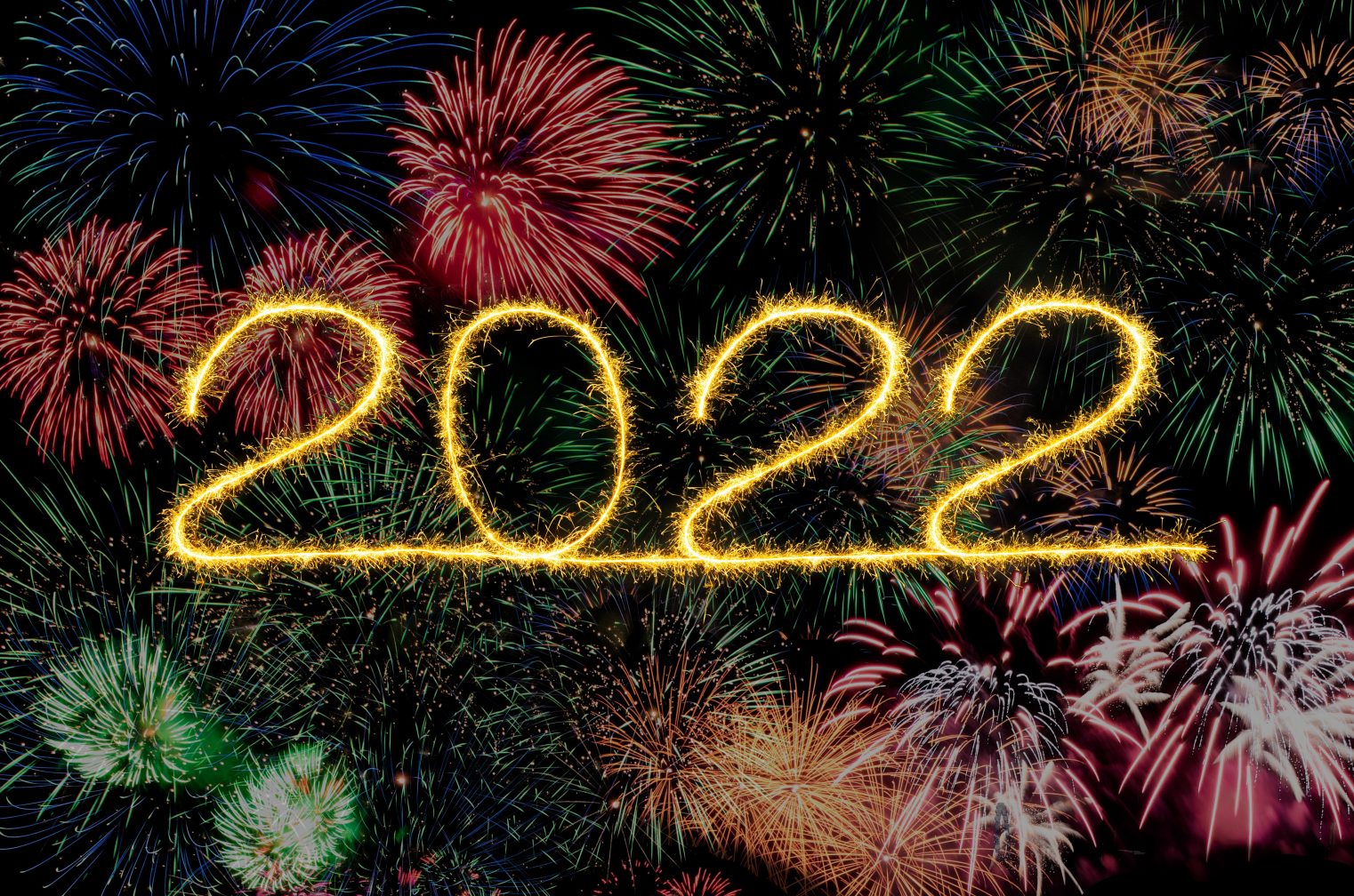 世界では定番！新年を彩る世界のニューイヤー花火を映像でご紹介