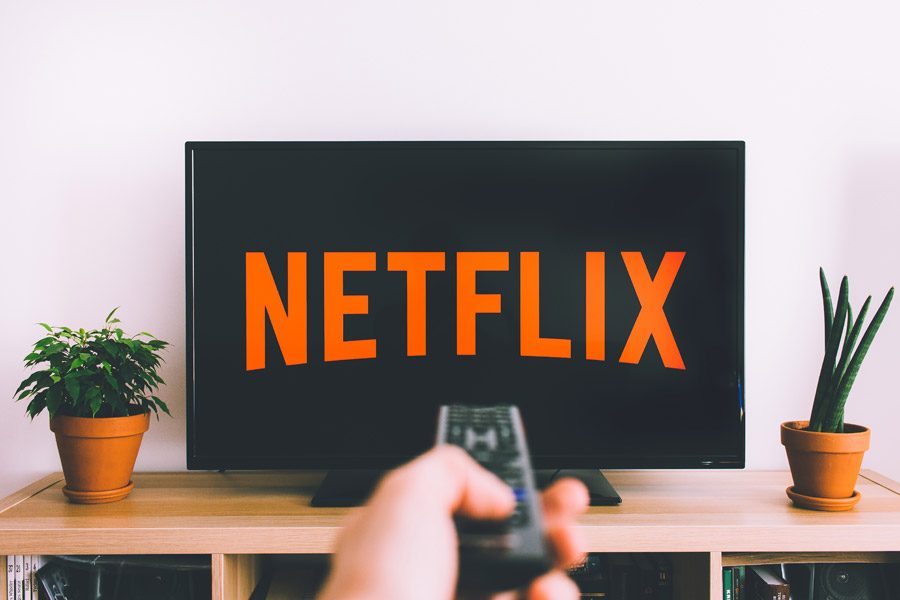 Netflix注目の新プラン「広告つきベーシック」でどう変わる？