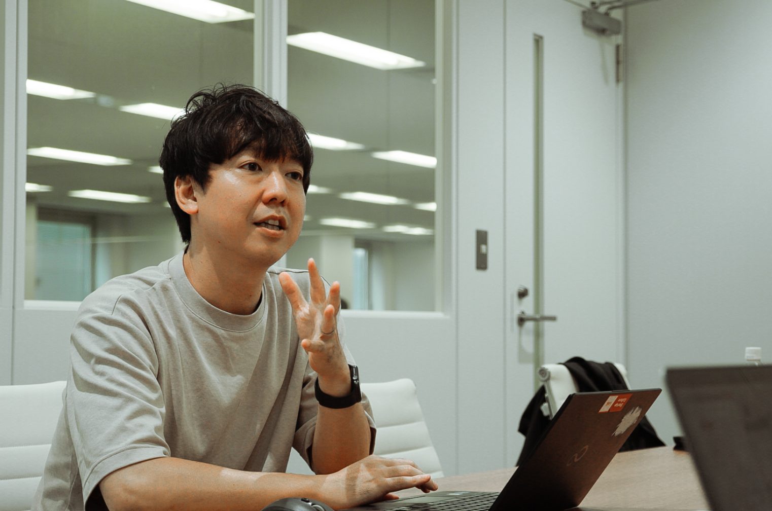 事業の“本質”が伝わる採用動画で共感を呼ぶ──オープンイノベーションの現場と想いを映像で魅せる